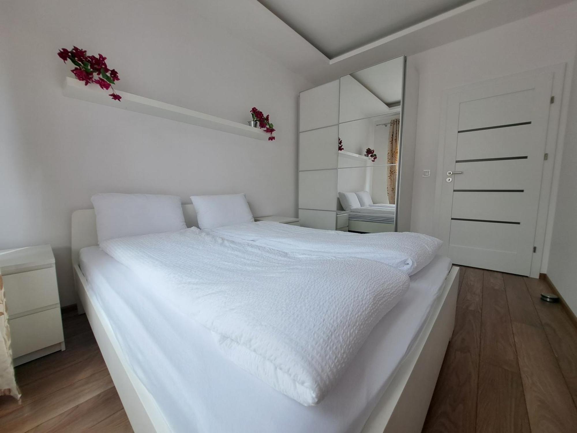 Apartament Warszawa Wilanow Buitenkant foto